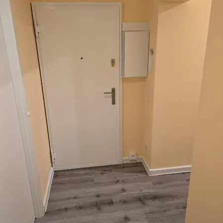 Komfortable 2-zimmer-monteurwohnung Fuer 4 Personen In Lägenhet Leipzig