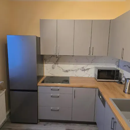 Komfortable 2-zimmer-monteurwohnung Fuer 4 Personen In * Leipzig