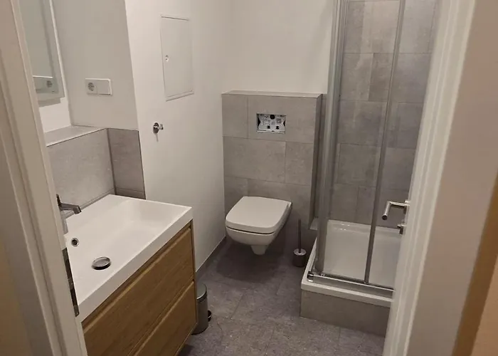 Komfortable 2-zimmer-monteurwohnung Fuer 4 Personen In *